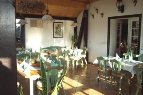 Hotel Gasthof Zur Linde Weissbach  Ngoại thất bức ảnh