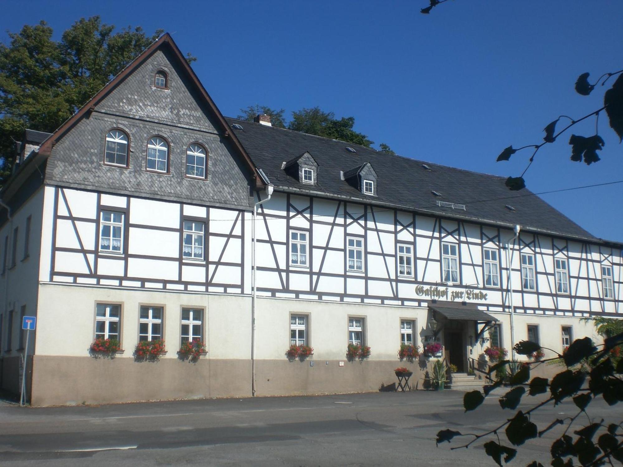 Hotel Gasthof Zur Linde Weissbach  Ngoại thất bức ảnh